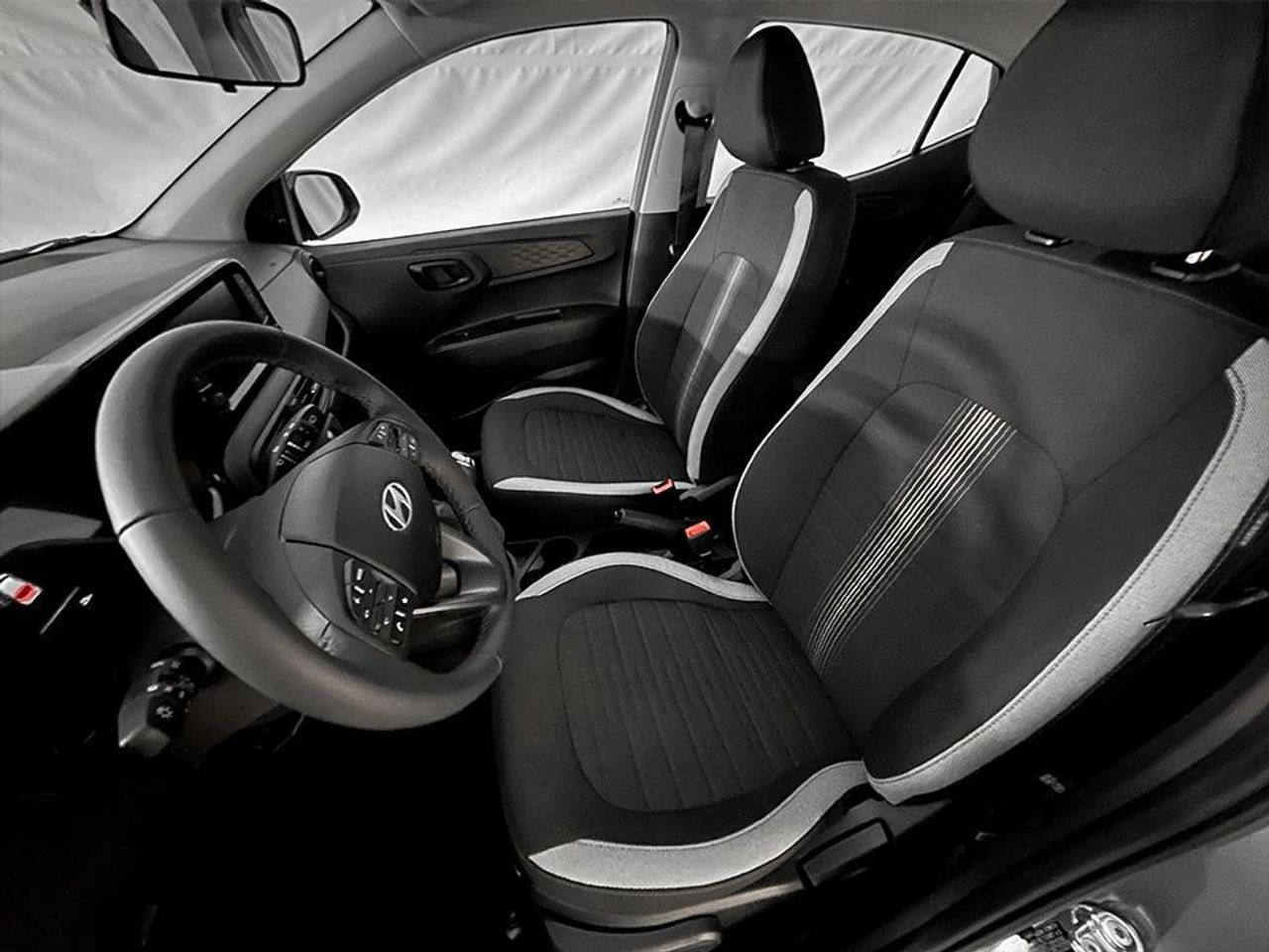 Foto Hyundai i10 13
