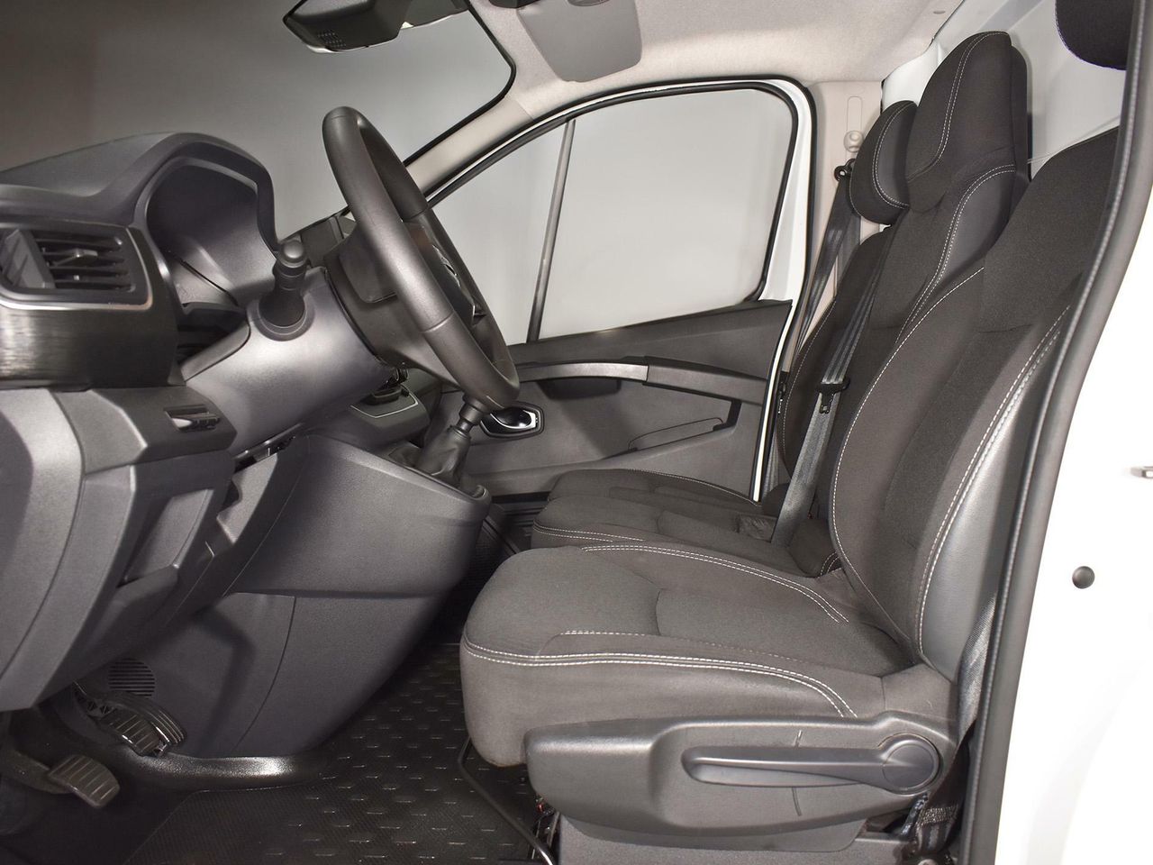Foto Nissan Primastar 9
