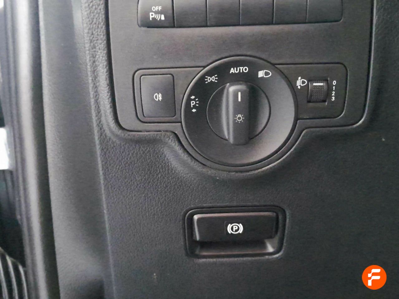 Foto Mercedes-Benz Vito 19
