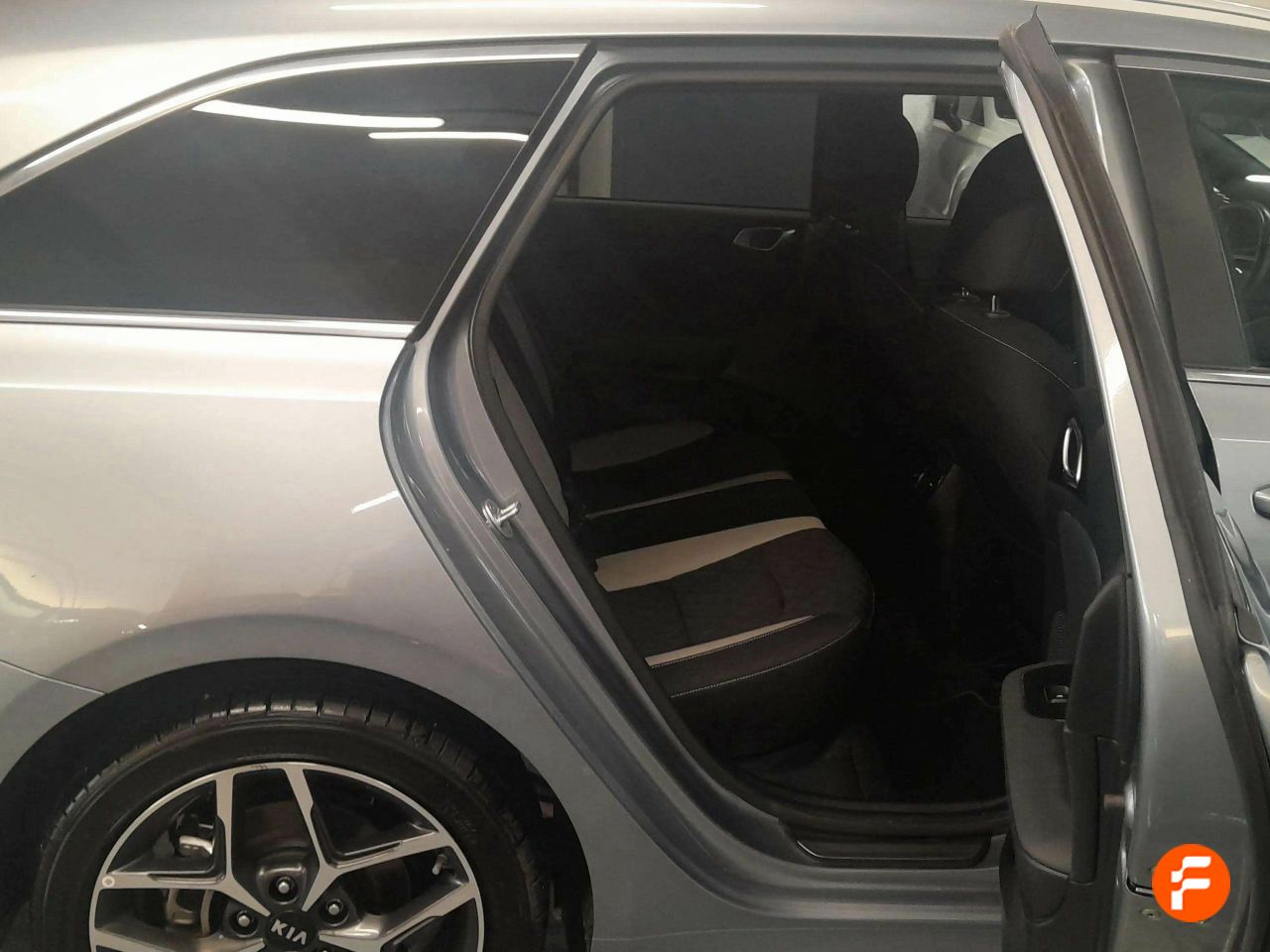 Foto Kia Ceed 14