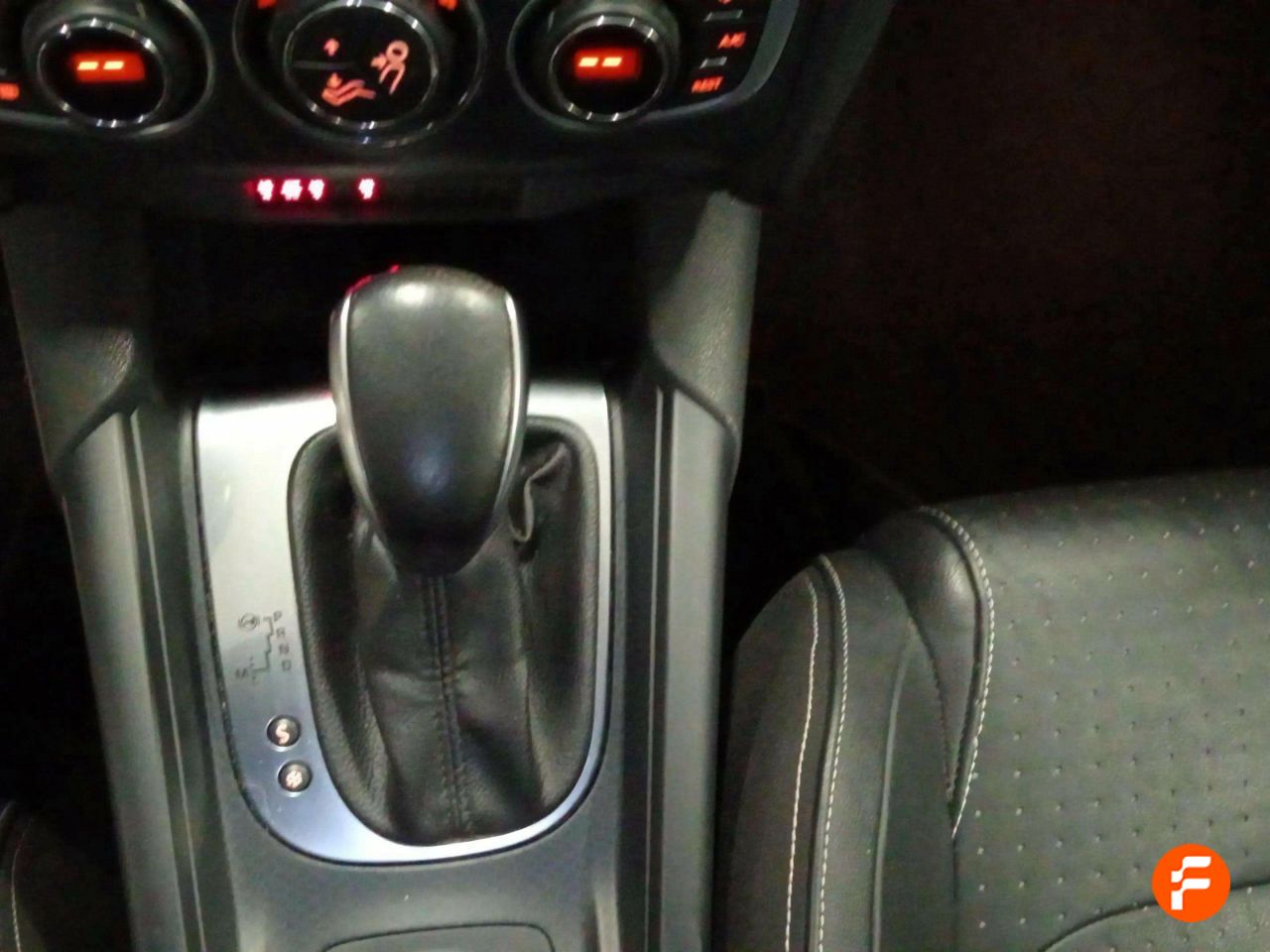 Foto DS Automobiles DS 4 21