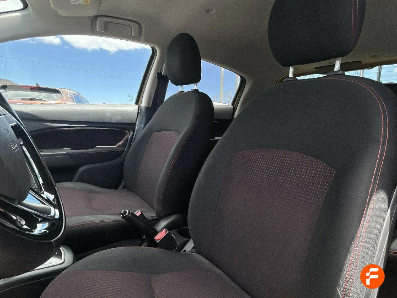 Foto Mitsubishi Space Star 14