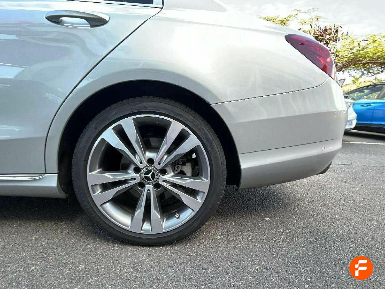 Foto Mercedes-Benz Clase C 25