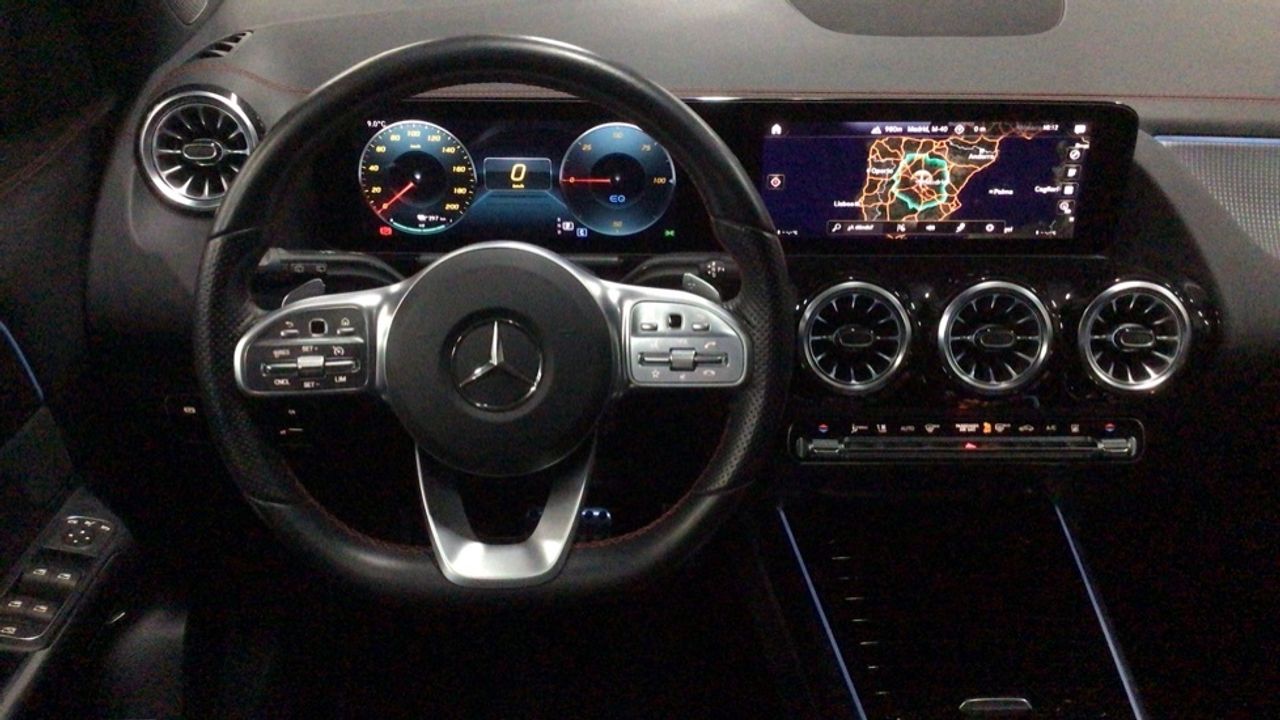 Foto Mercedes-Benz EQA 9