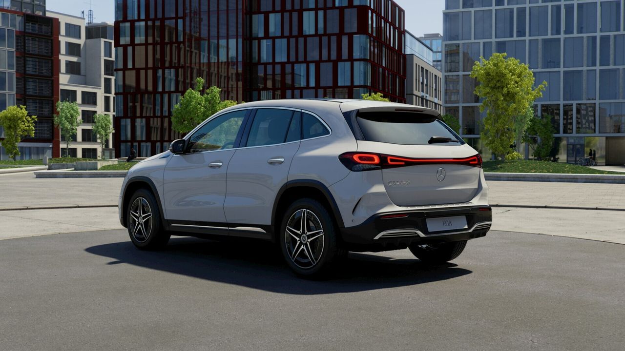 Foto Mercedes-Benz EQA 7