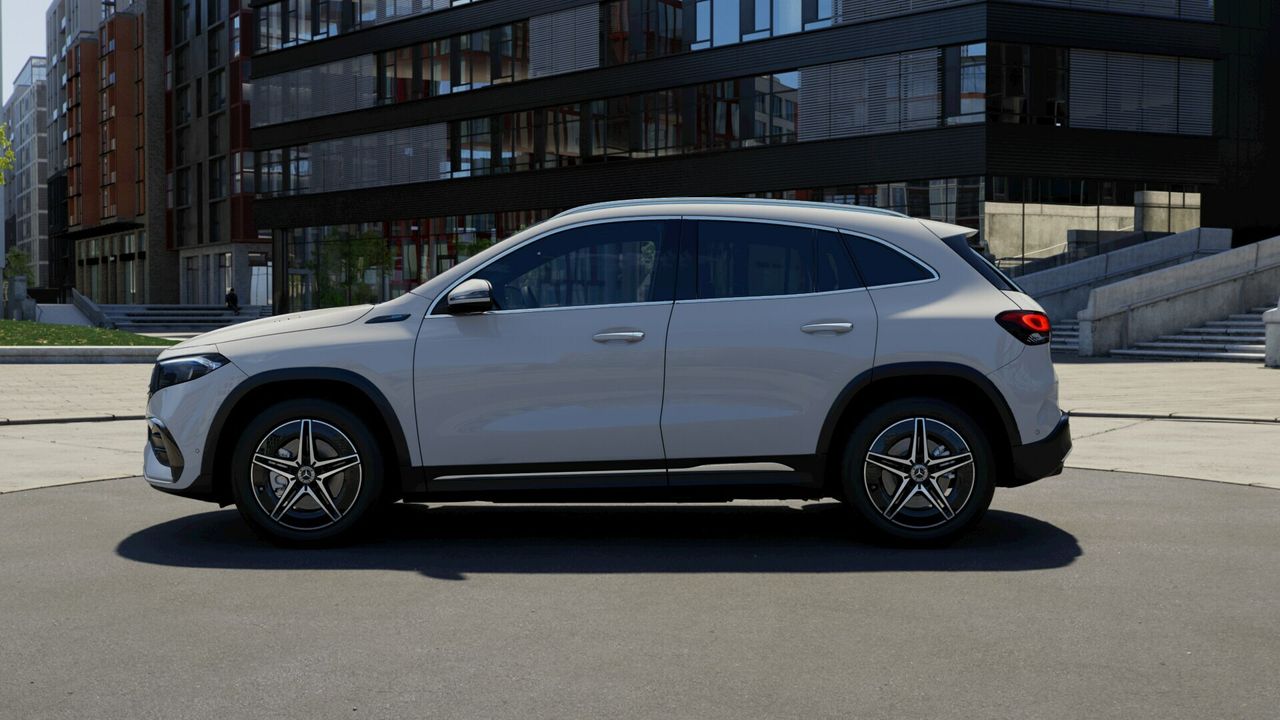Foto Mercedes-Benz EQA 8