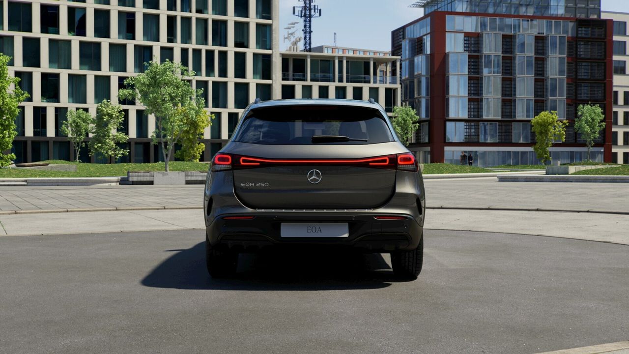 Foto Mercedes-Benz EQA 6