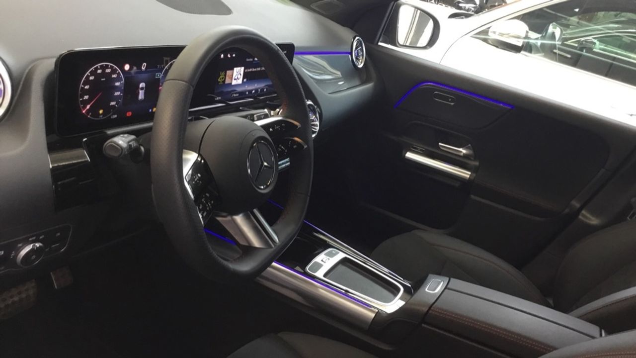 Foto Mercedes-Benz Clase GLA 6
