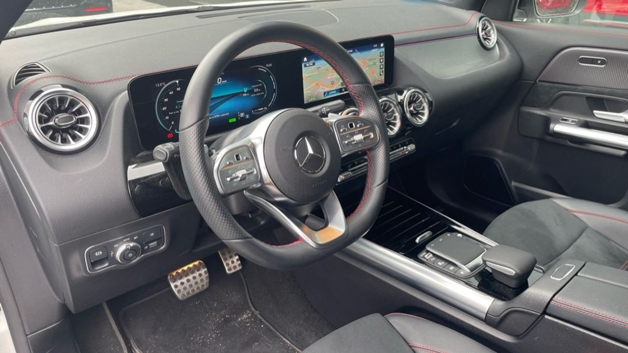 Foto Mercedes-Benz EQA 6