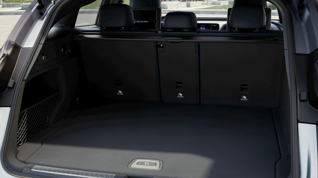Foto Mercedes-Benz EQC 13
