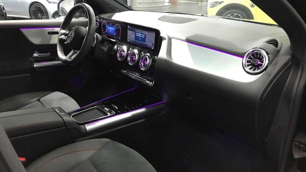 Foto Mercedes-Benz Clase GLA 10