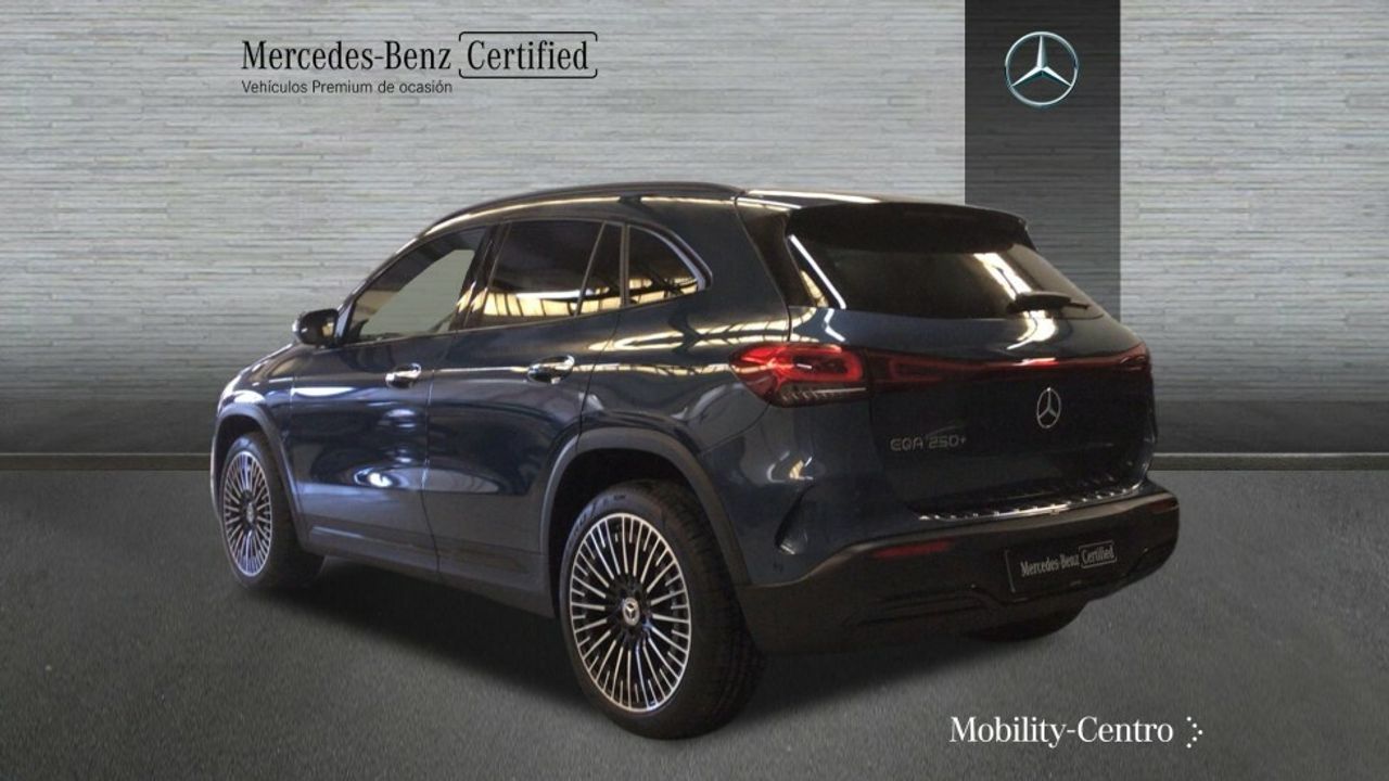 Foto Mercedes-Benz EQA 4