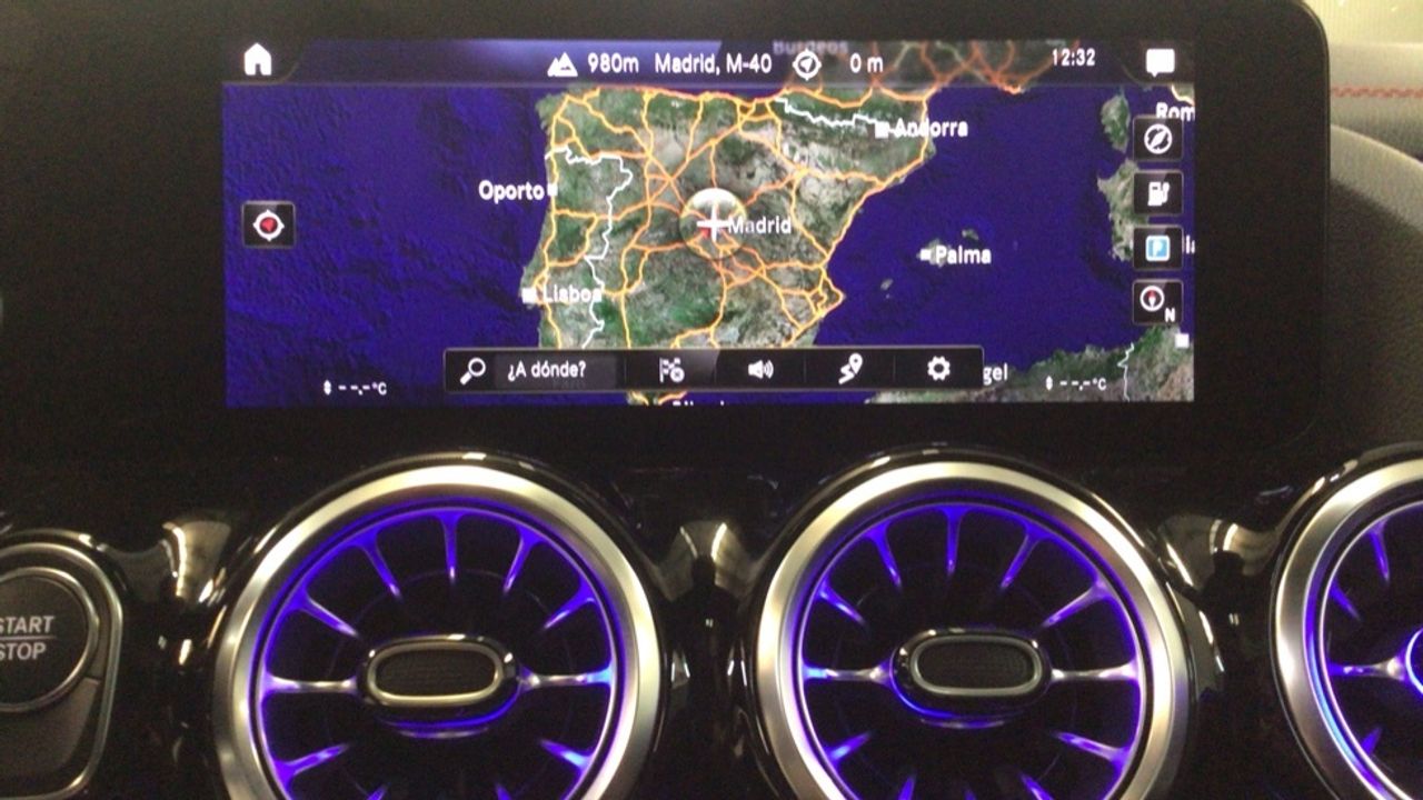 Foto Mercedes-Benz EQA 21