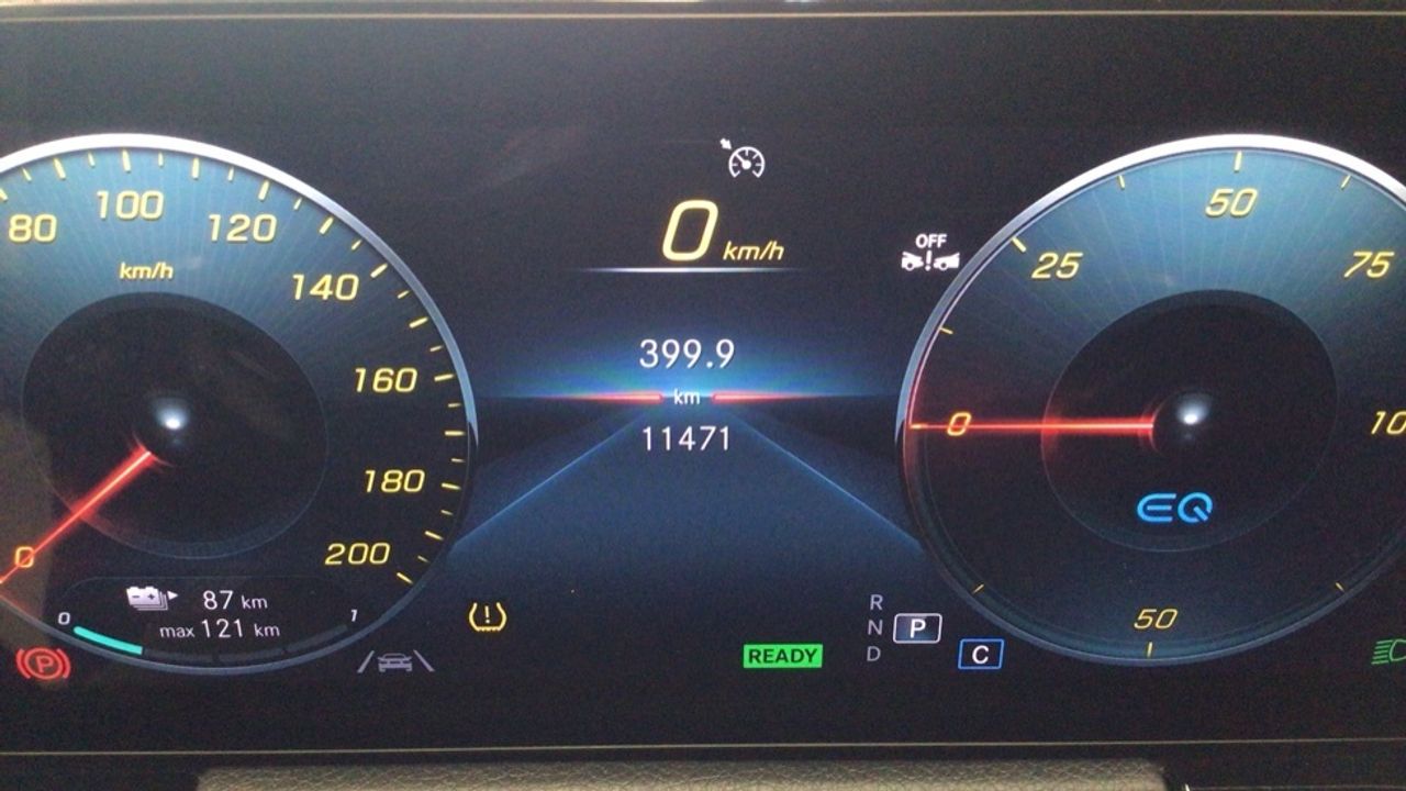 Foto Mercedes-Benz EQA 27