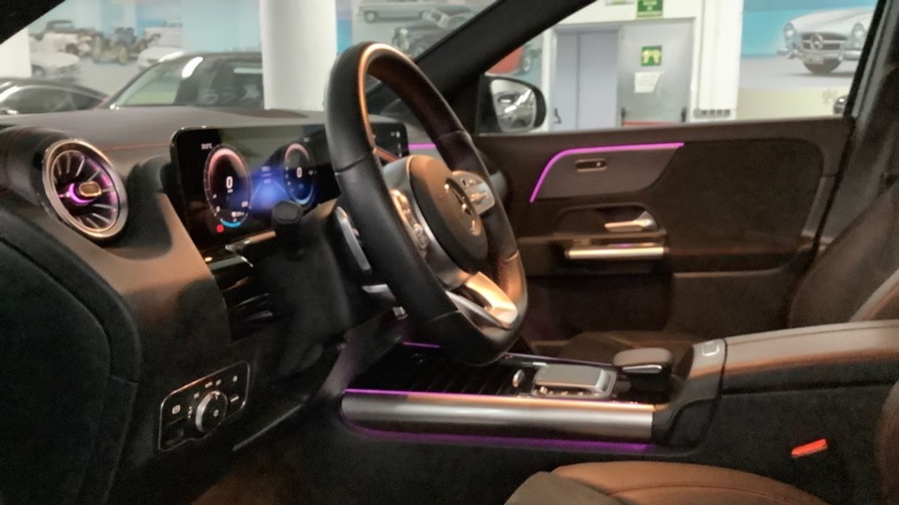 Foto Mercedes-Benz EQA 6