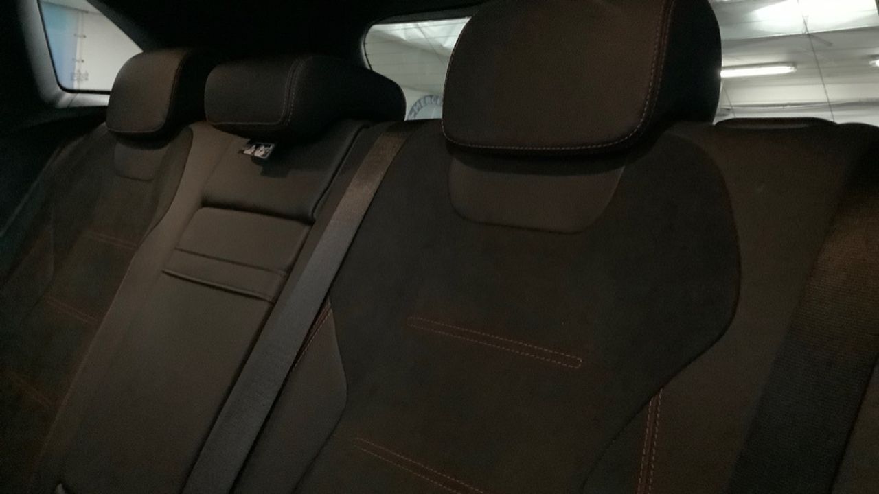 Foto Mercedes-Benz EQA 11