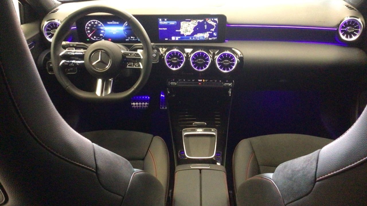 Foto Mercedes-Benz Clase A 8