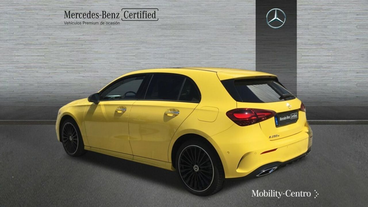 Foto Mercedes-Benz Clase A 4