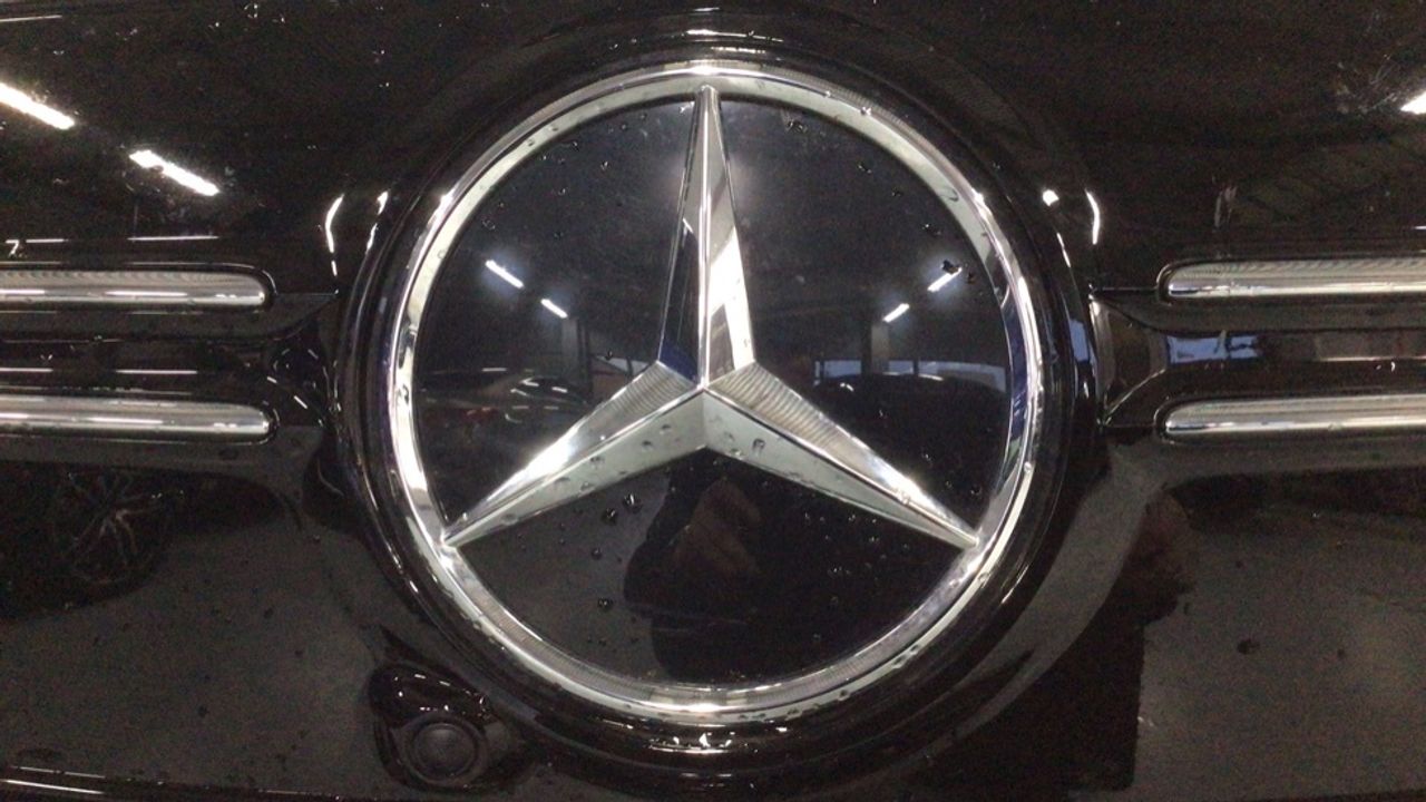 Foto Mercedes-Benz EQA 14