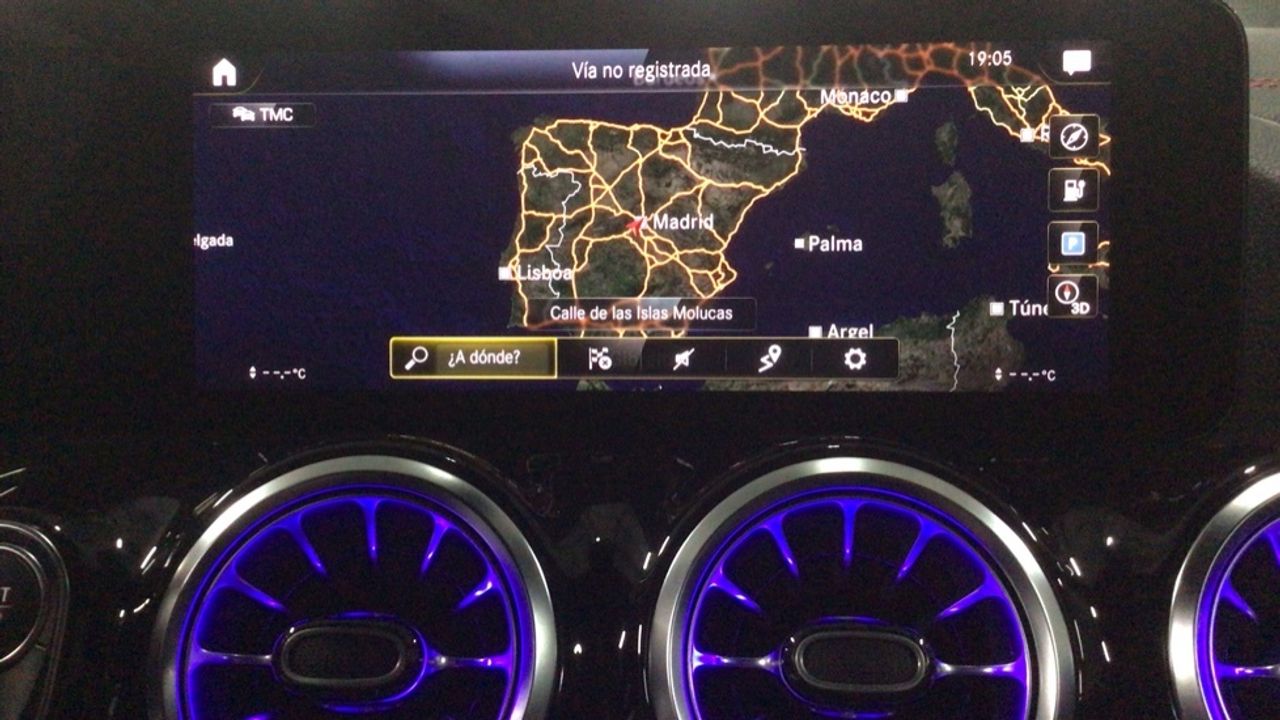 Foto Mercedes-Benz EQA 20