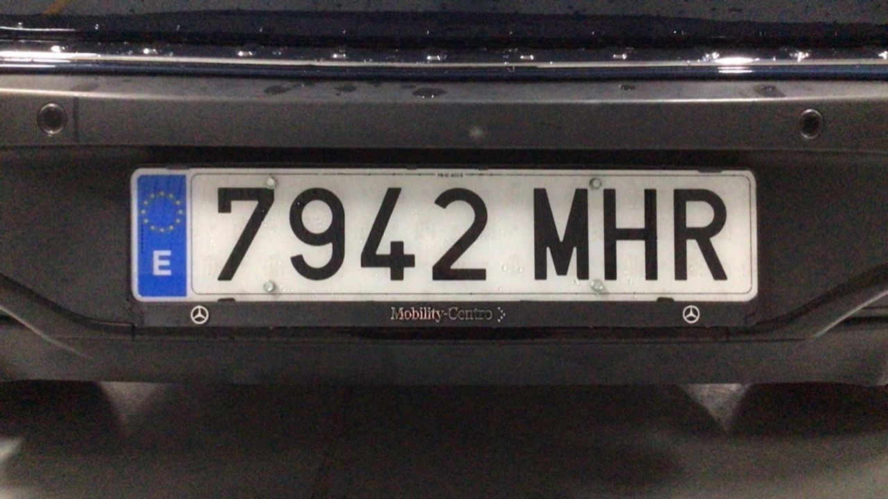 Foto Mercedes-Benz EQA 28