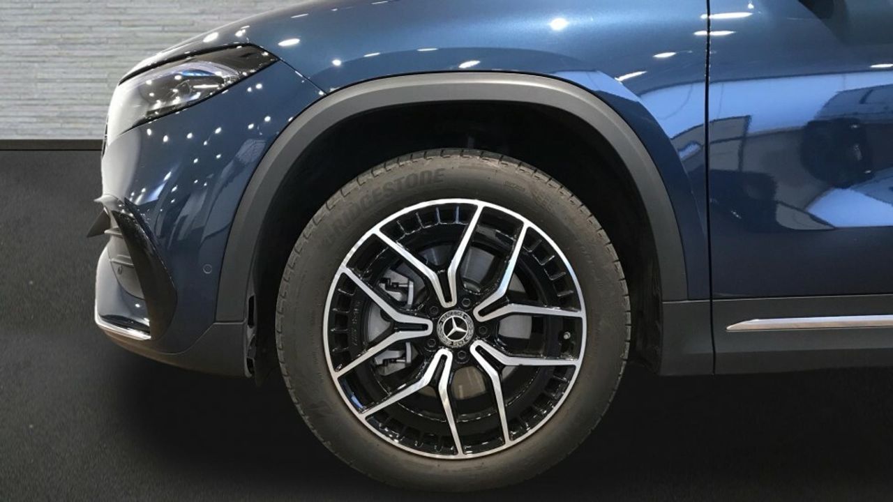 Foto Mercedes-Benz EQA 5