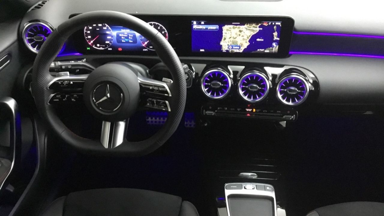 Foto Mercedes-Benz Clase A 8