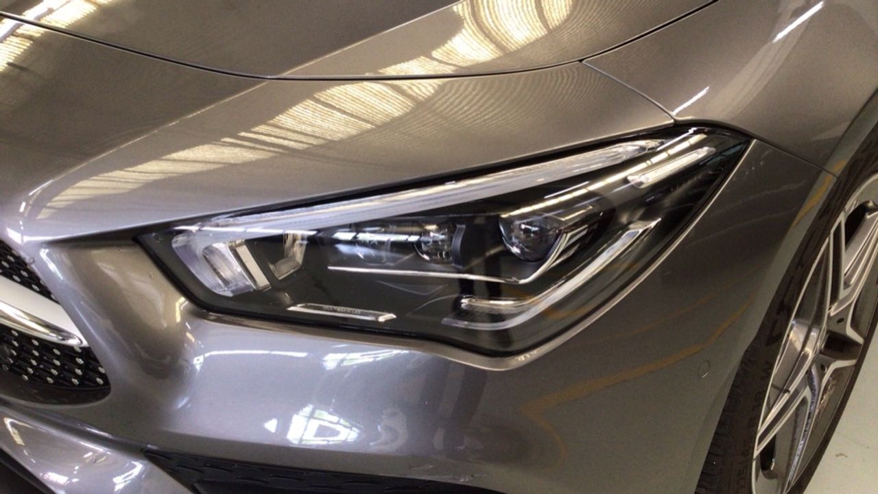 Foto Mercedes-Benz Clase CLA 15