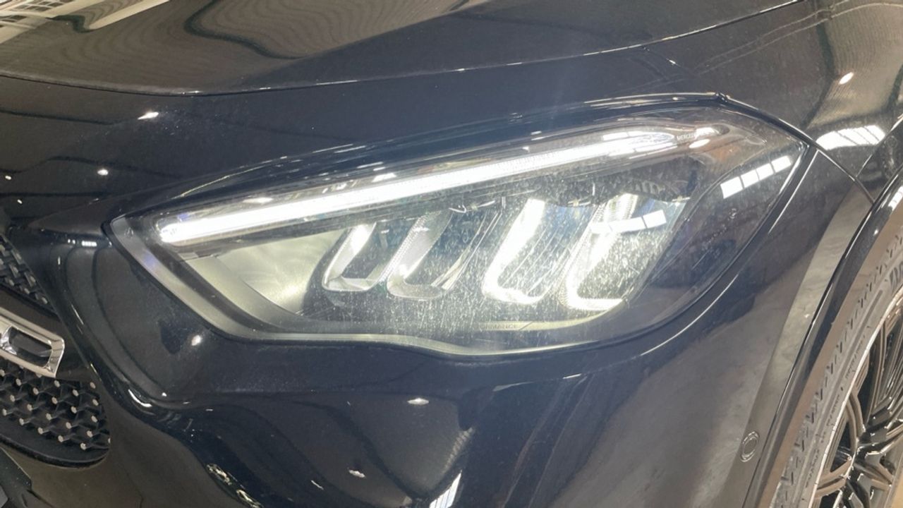 Foto Mercedes-Benz Clase GLA 15