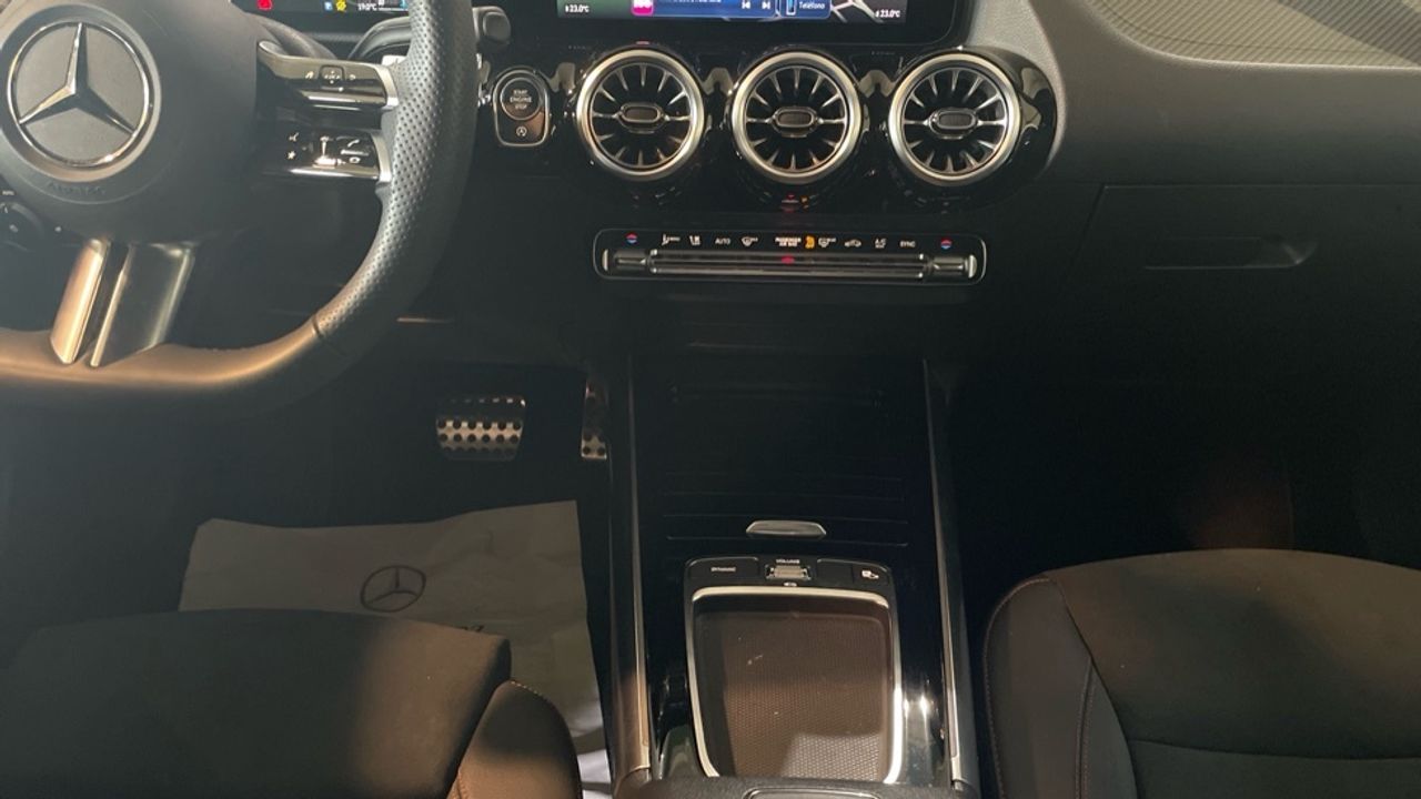 Foto Mercedes-Benz Clase GLA 23