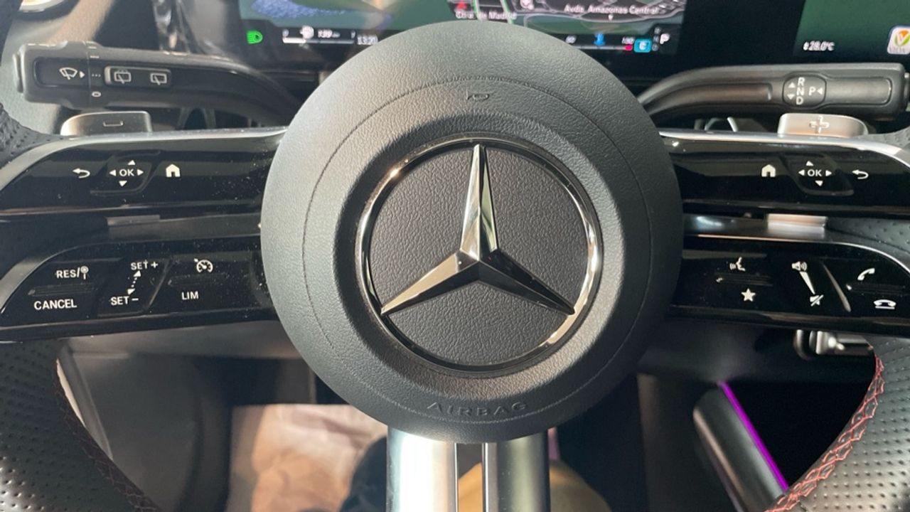Foto Mercedes-Benz Clase GLA 28