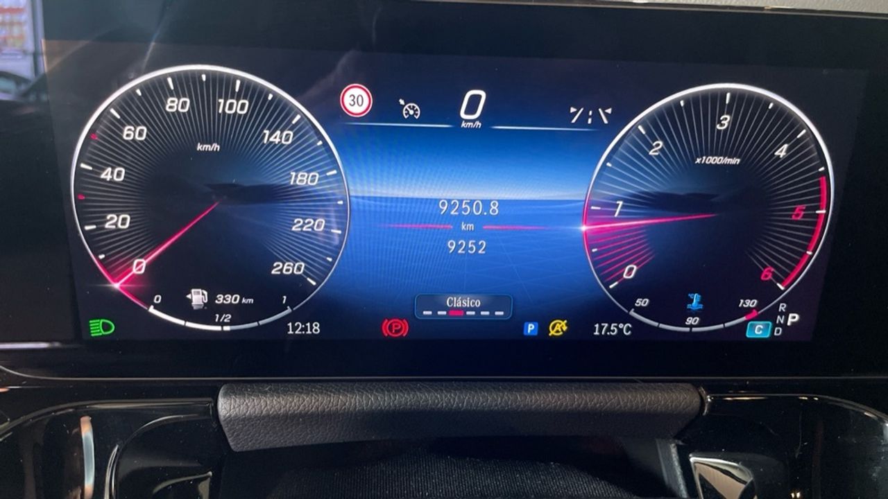 Foto Mercedes-Benz Clase GLA 28