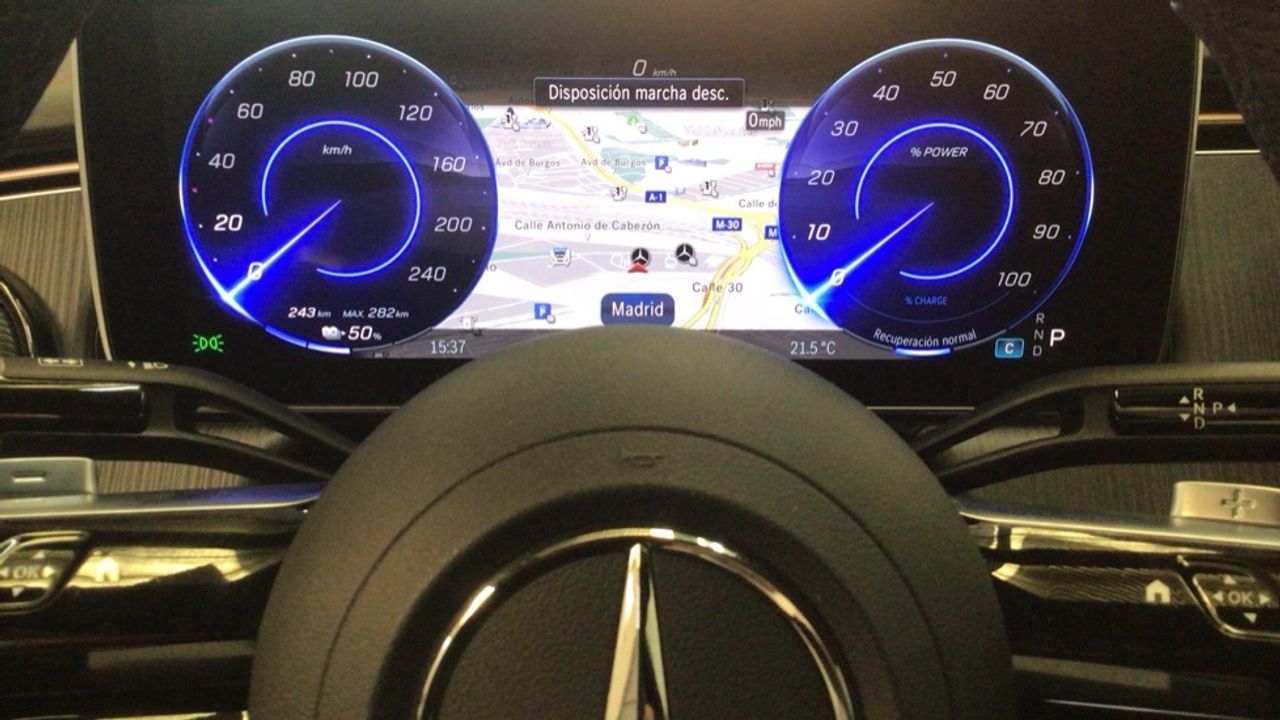 Foto Mercedes-Benz EQE 18