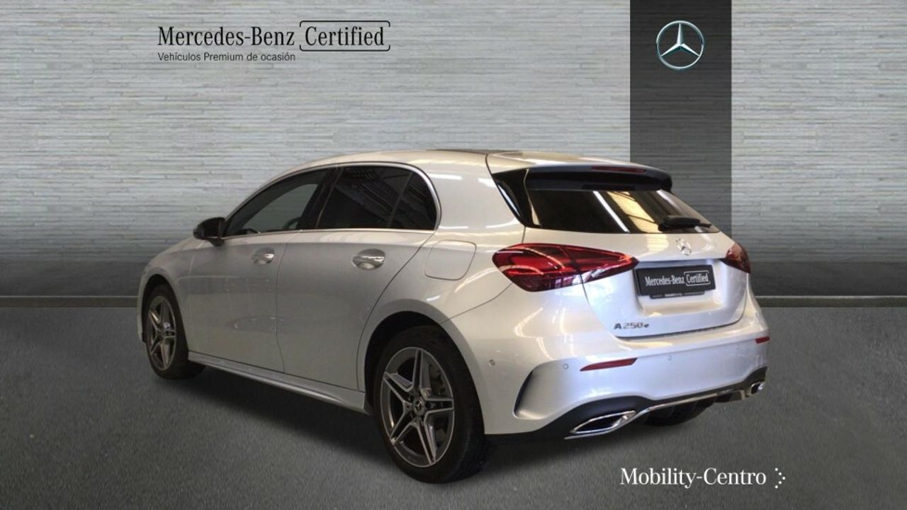Foto Mercedes-Benz Clase A 4