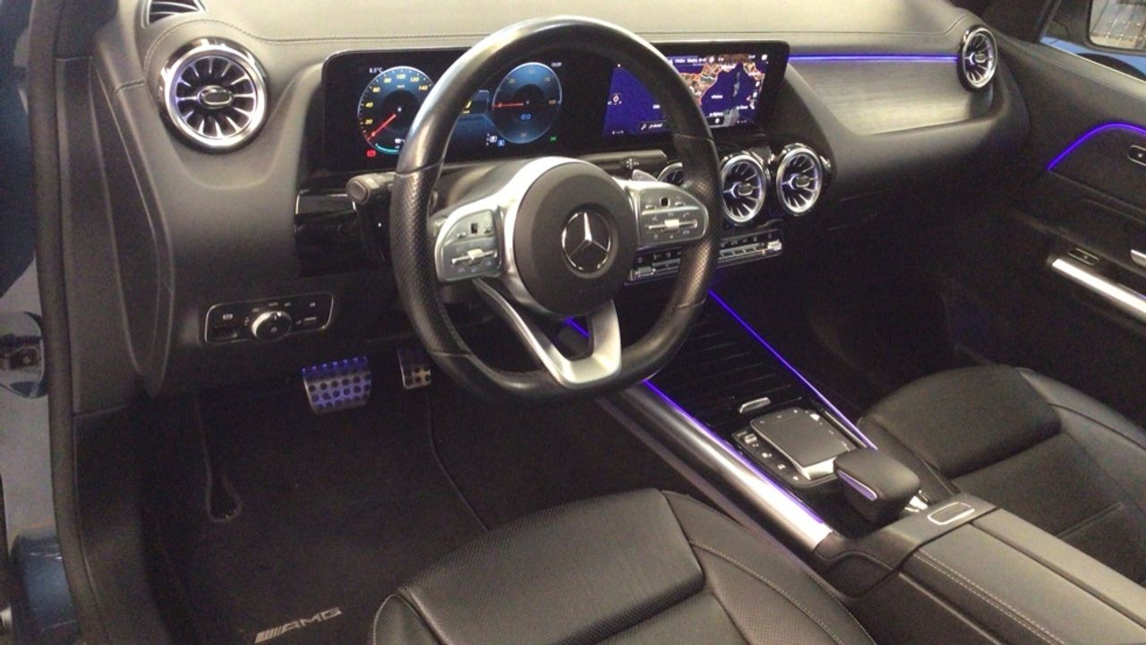 Foto Mercedes-Benz EQA 6