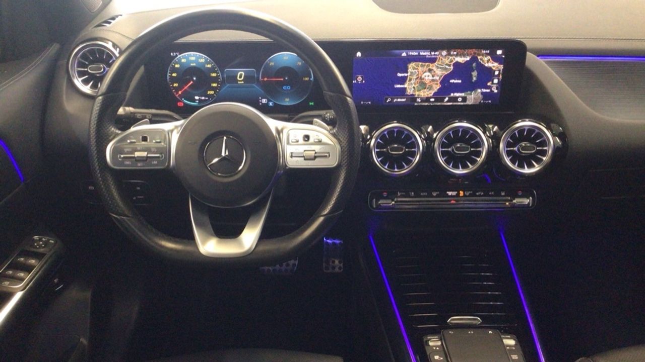 Foto Mercedes-Benz EQA 9