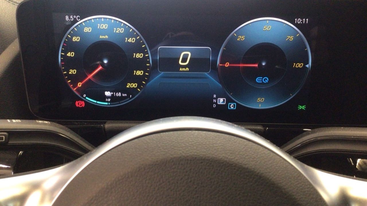 Foto Mercedes-Benz EQA 20