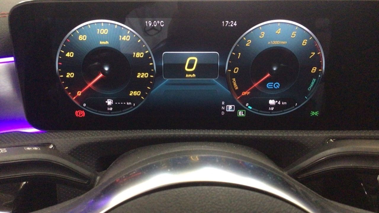 Foto Mercedes-Benz Clase CLA 20