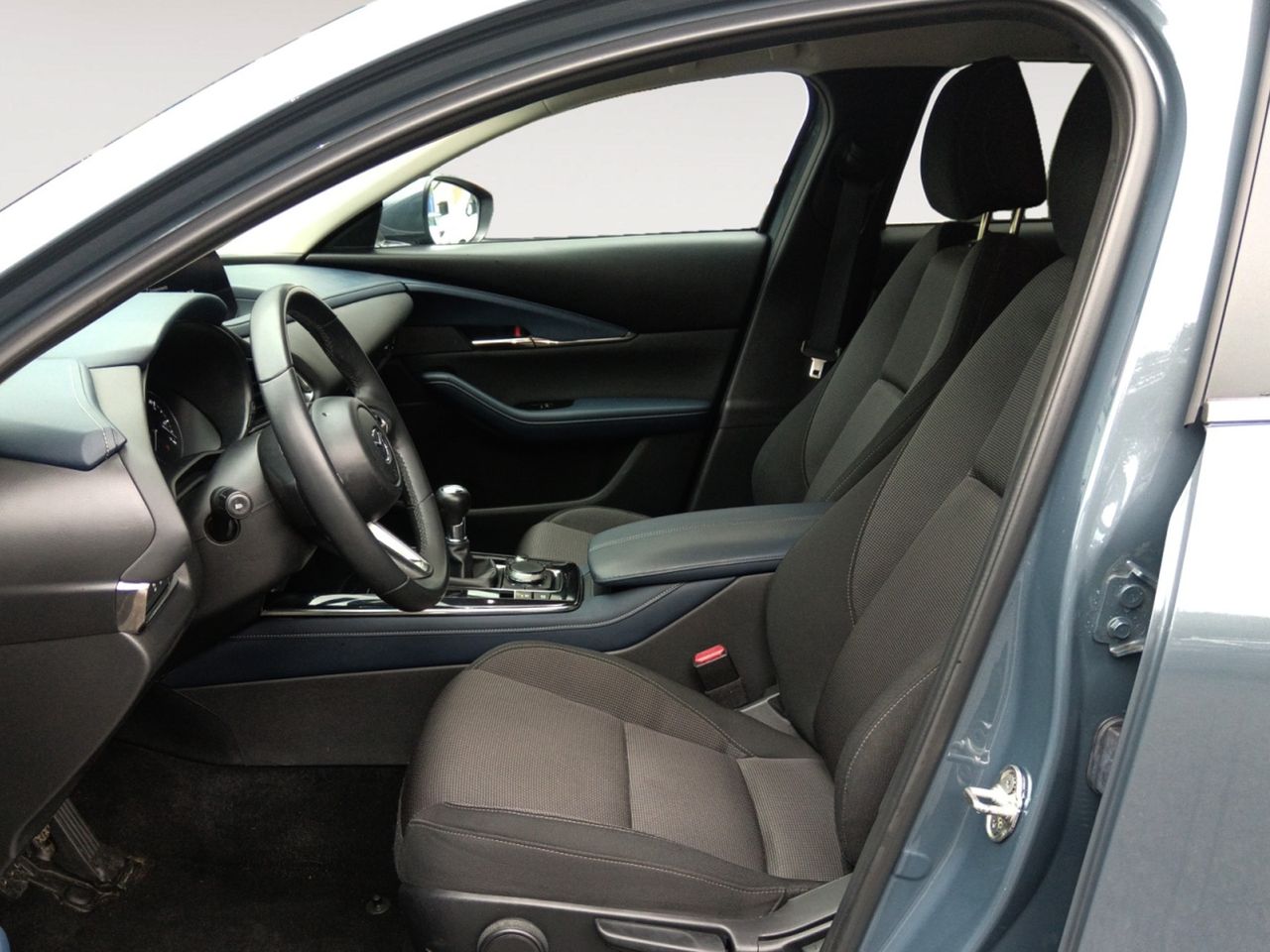 Foto Mazda CX-30 8