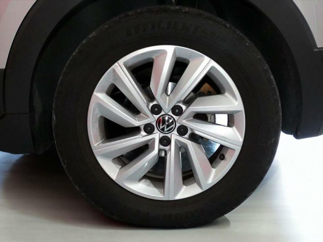 Foto Volkswagen T-Cross 16