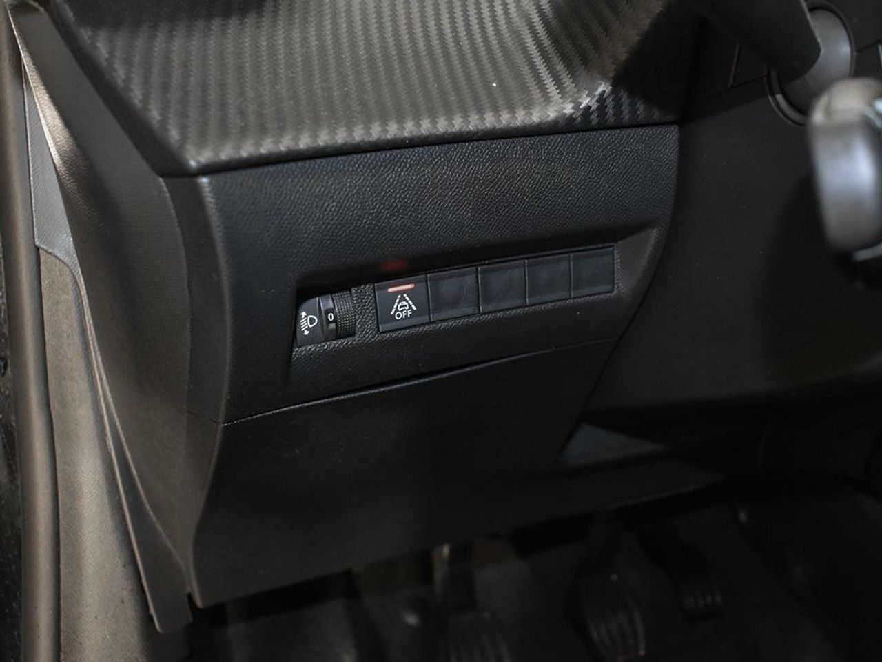 Foto Peugeot 208 10