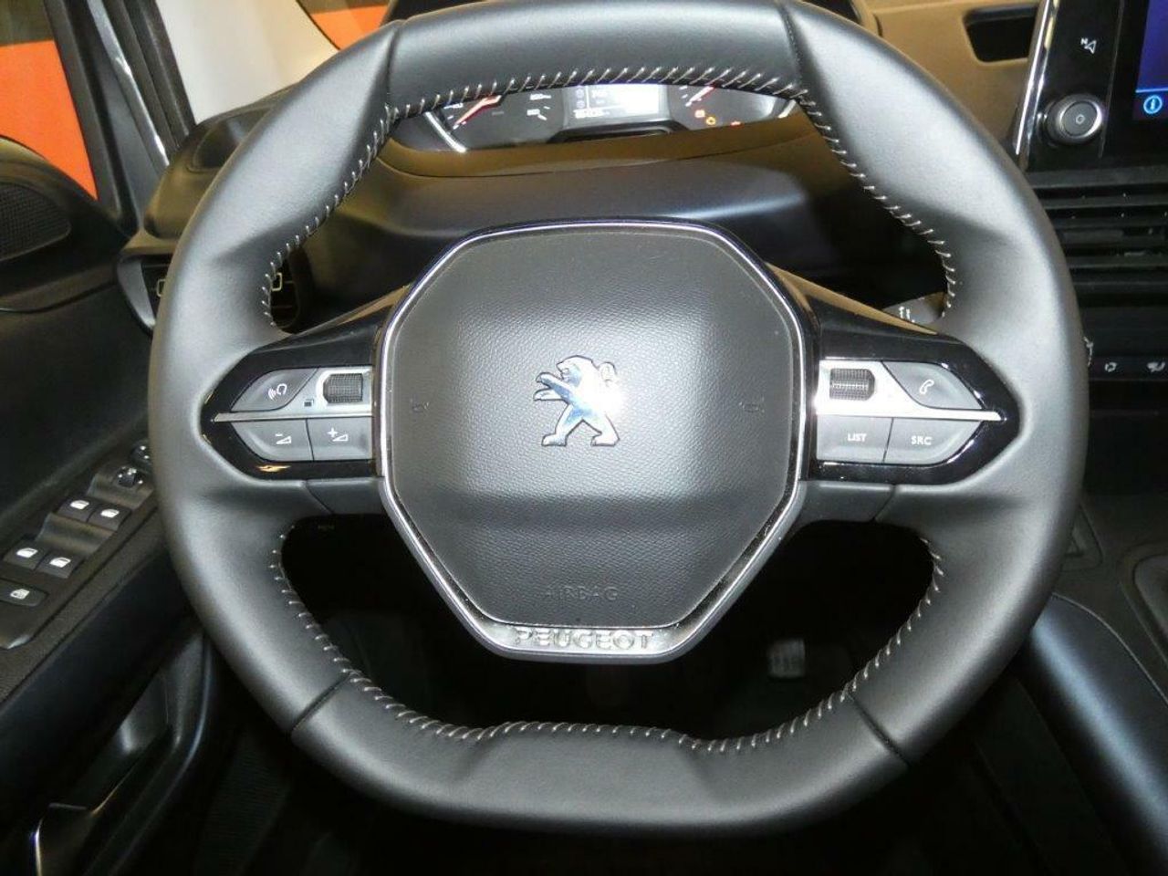 Foto Peugeot Rifter 7