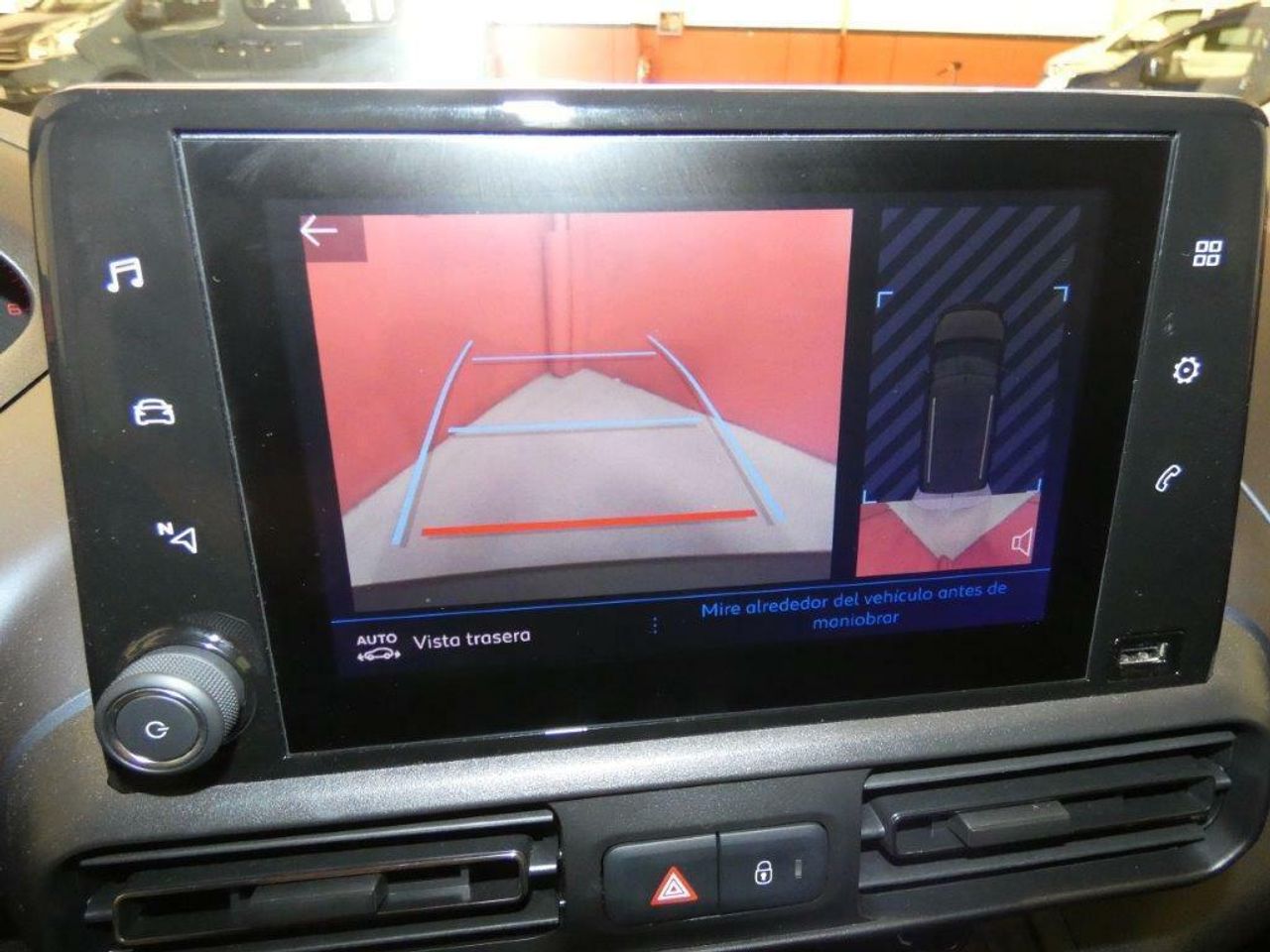 Foto Peugeot Rifter 9