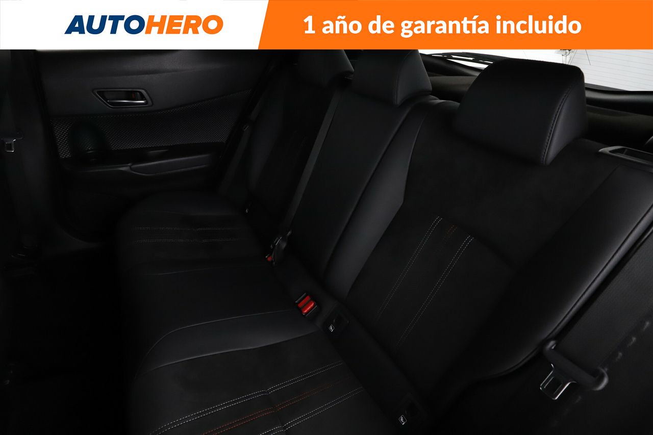 Foto Toyota C-HR 15