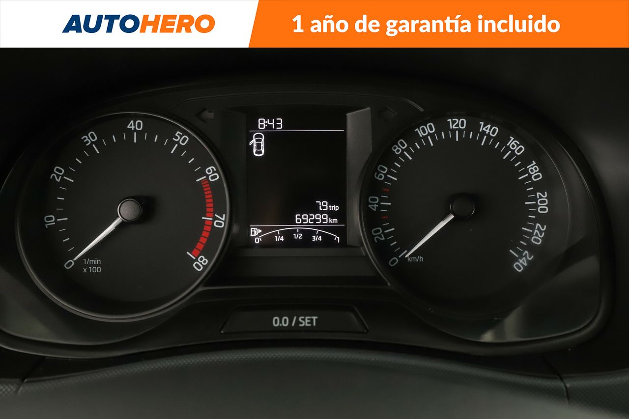 Foto Skoda Fabia 21