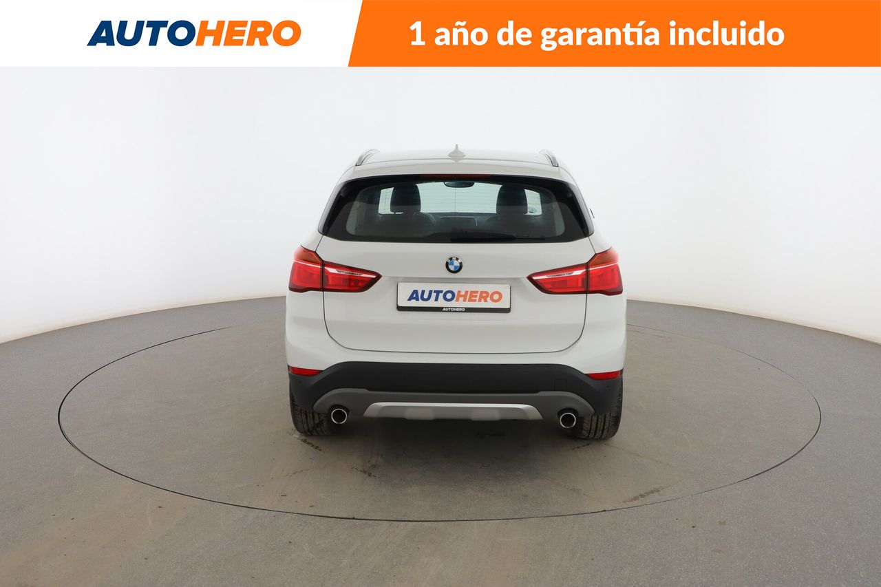 Foto BMW X1 4