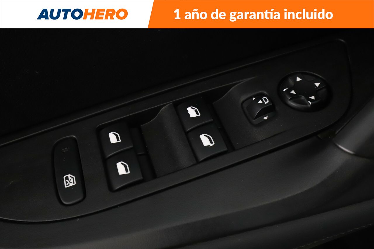 Foto Peugeot 2008 23