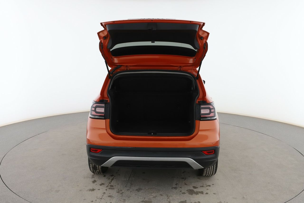 Foto Volkswagen T-Cross 17