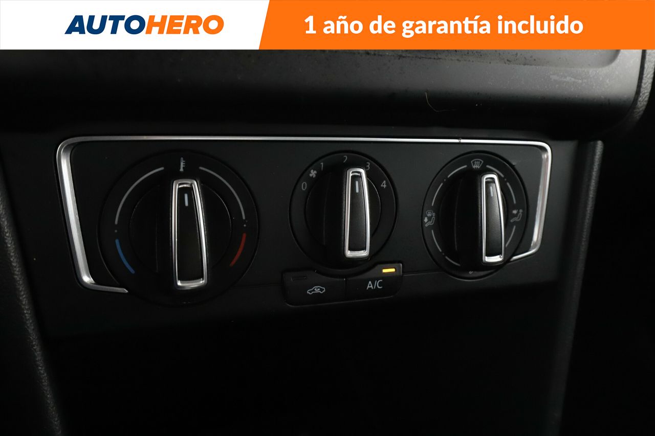 Foto Volkswagen Polo 23