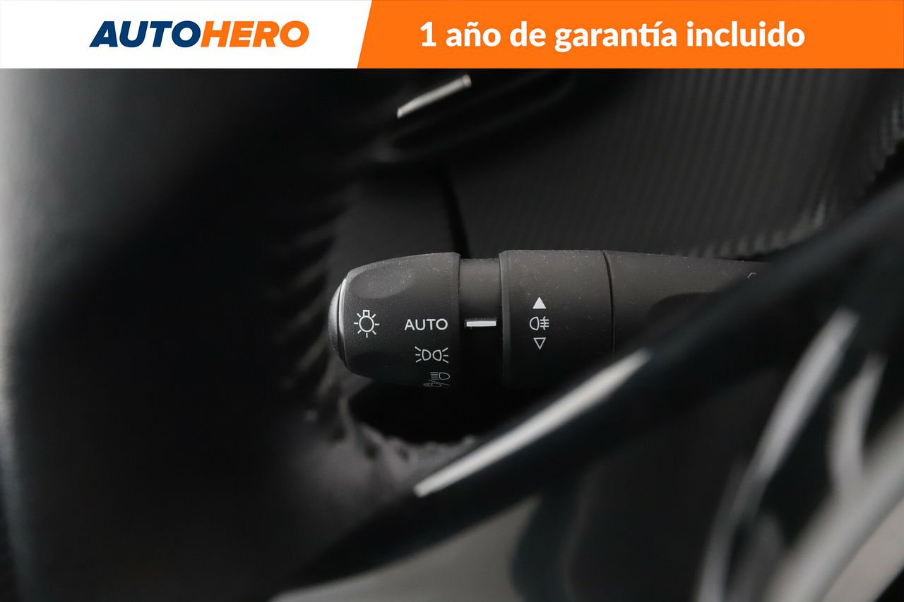 Foto Peugeot 208 23